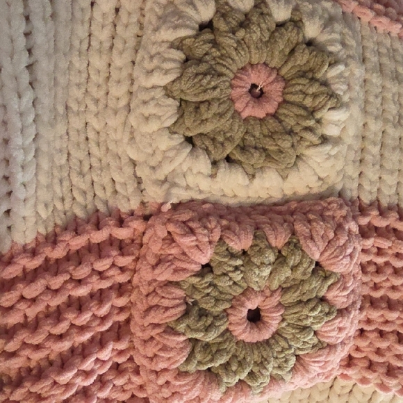 POL Pink and White Crochet Cardigan - Picture 5 of 7